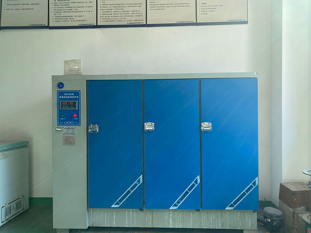 标准恒温恒湿护养箱 